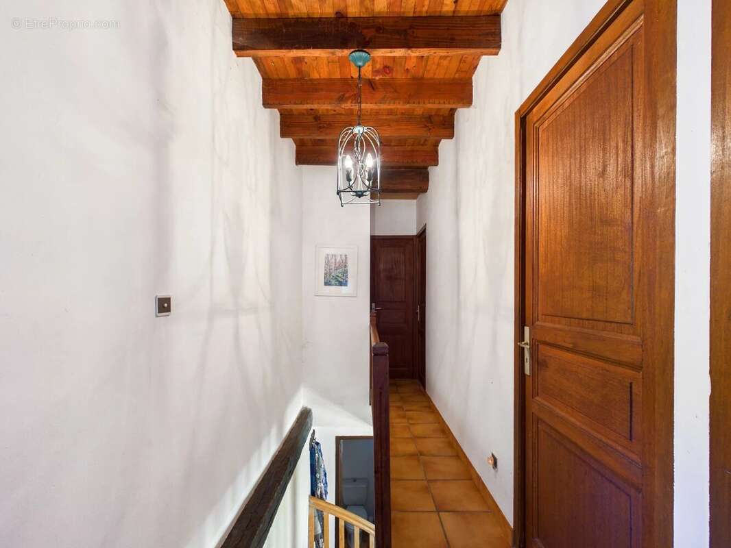 Charmante maison en pierre à proximité de Lescure-Jaoul - photo 9