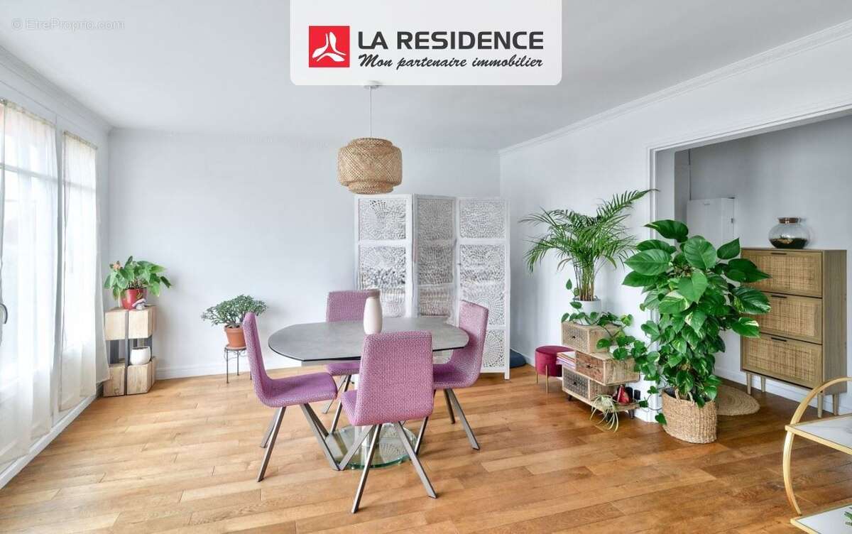 Appartement à VERSAILLES
