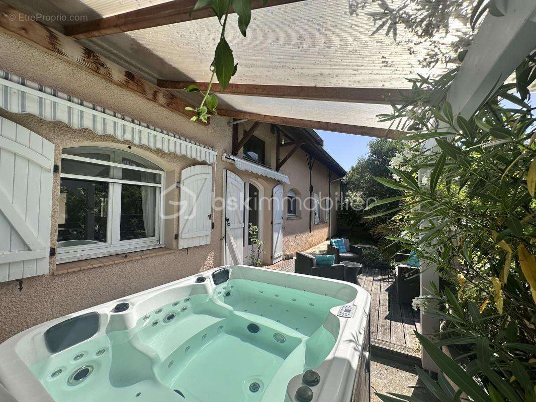 Maison à RABASTENS-DE-BIGORRE