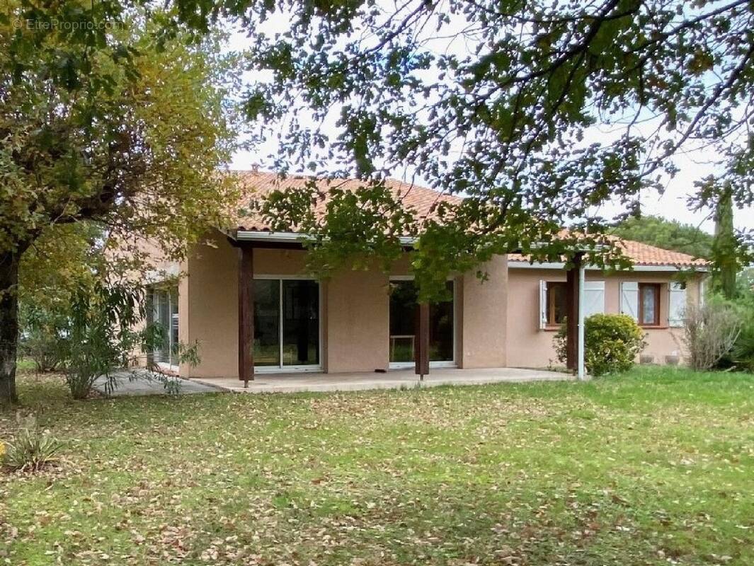 Maison à FONTENILLES