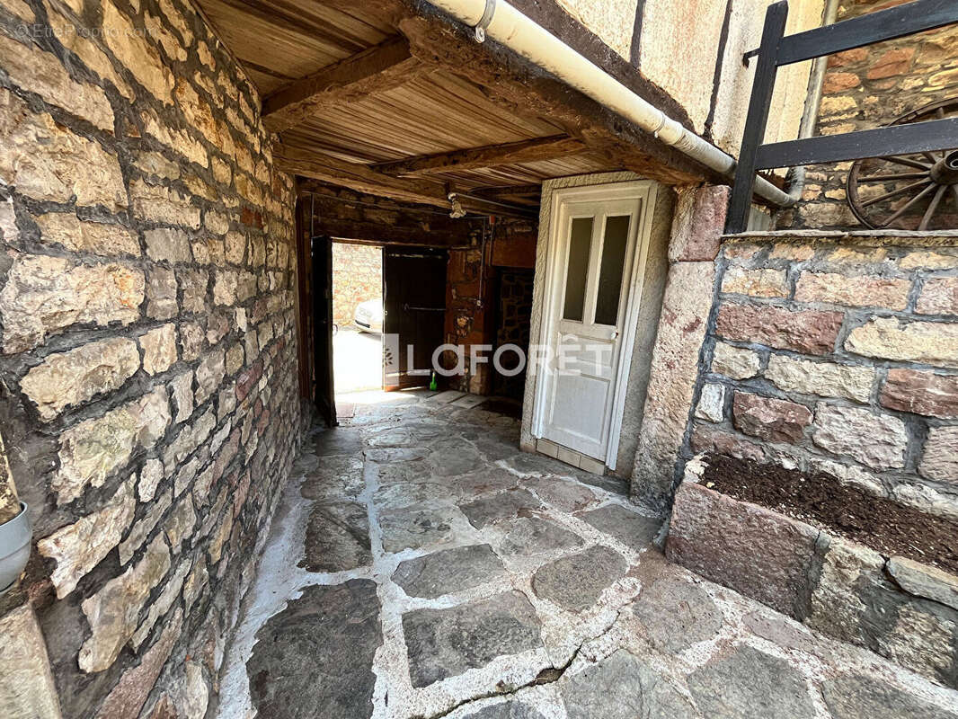 Maison à VALADY