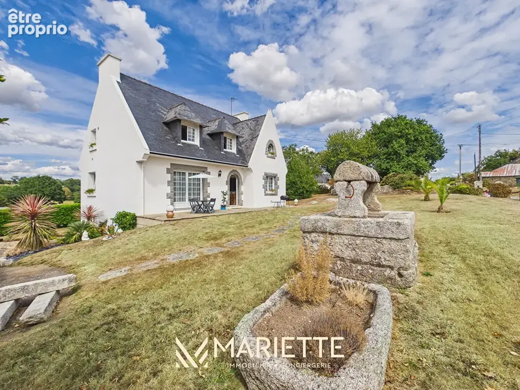 "AVENEL" Maison à Pont Aven avec beaux volumes, sous sol complet et jardin arboré. - photo 3