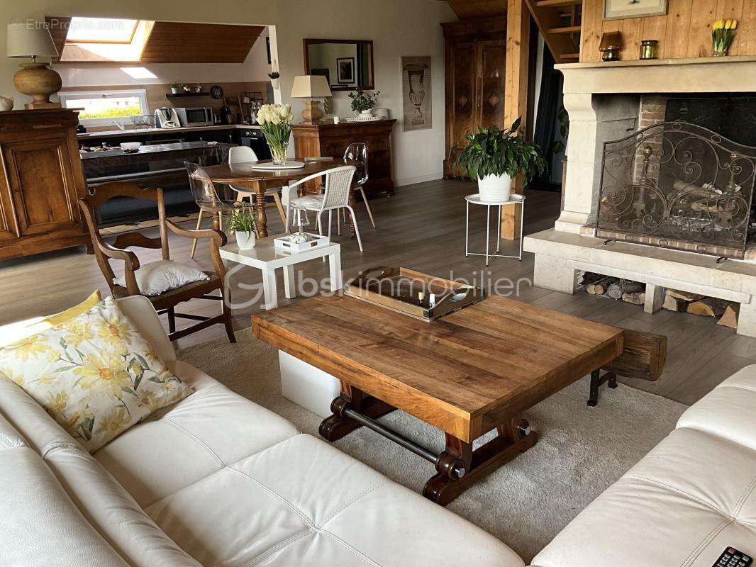 Maison à AUTRY-LE-CHATEL