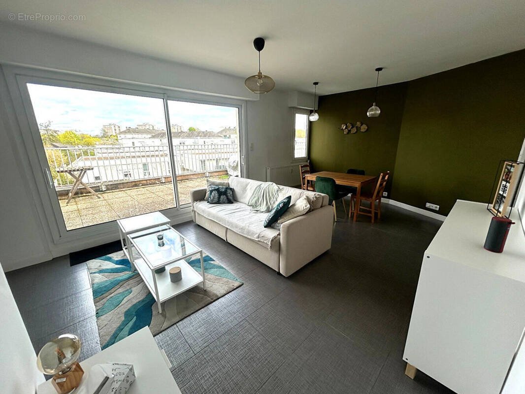 Appartement à LAVAL