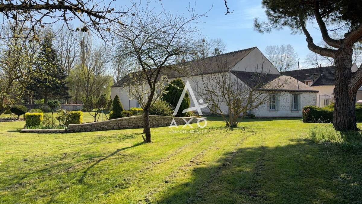 Maison à PREFONTAINES