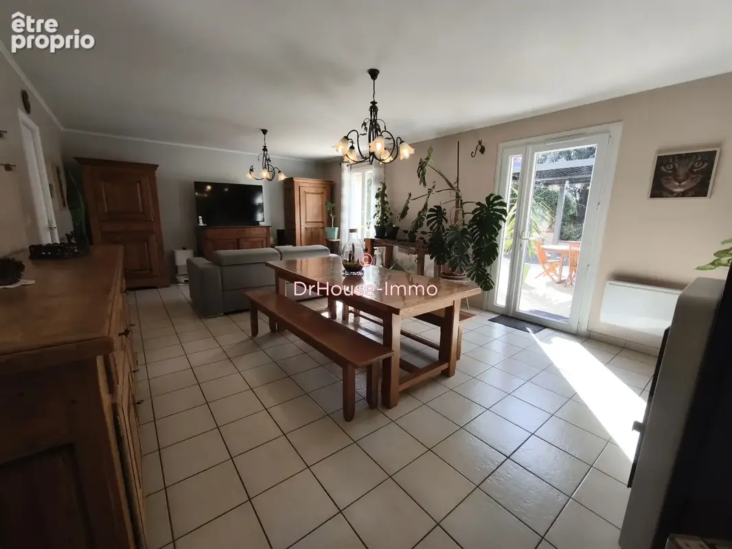 Maison 7 pièces 122 m² à vendre à Domfront-En-Champagne (72240) - photo 9