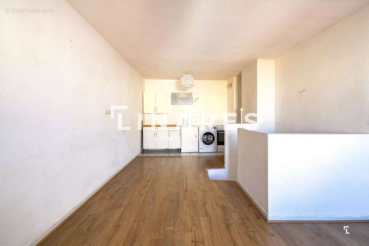 Appartement à MARSEILLE-2E