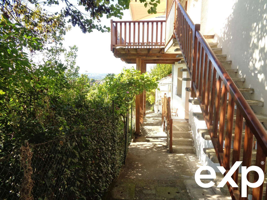 Maison à MONTAGRIER