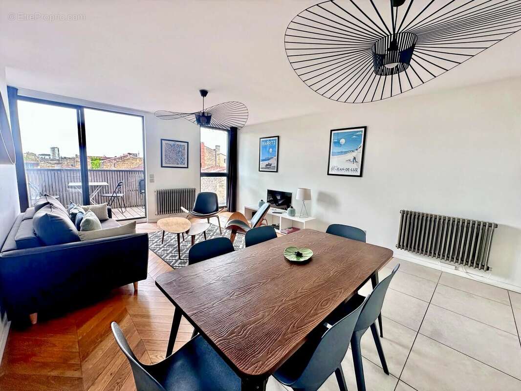 Appartement à BORDEAUX