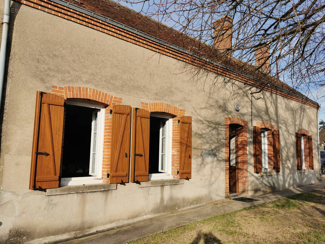 Maison à CHATRES-SUR-CHER