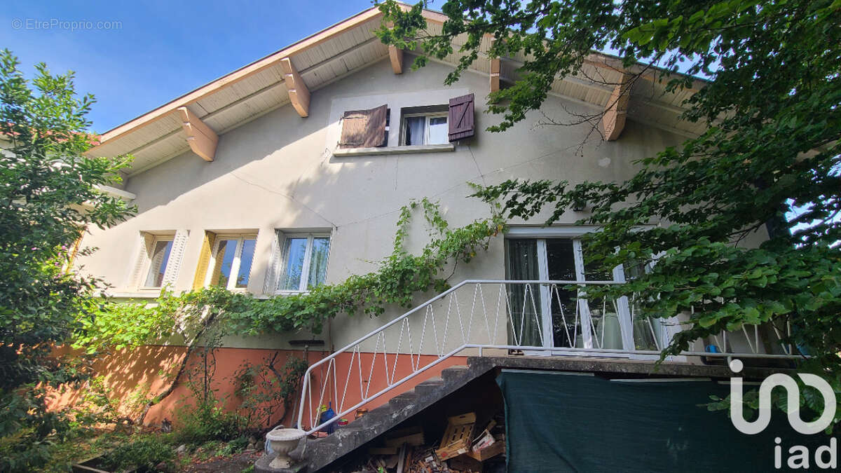 Photo 3 - Maison à RIVES