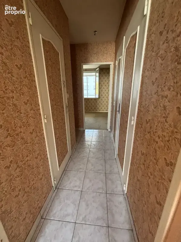 Appart T3  66.11 m² Bourg les valence - photo 7