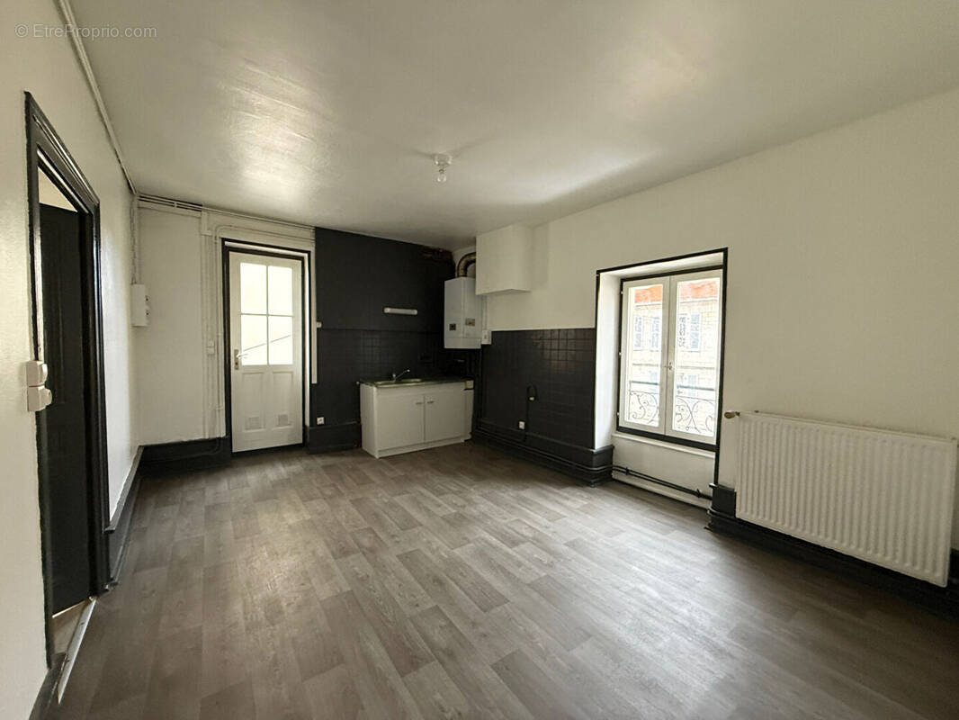Appartement à LONS-LE-SAUNIER