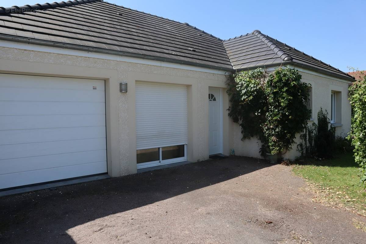 Maison à VILLEMANDEUR