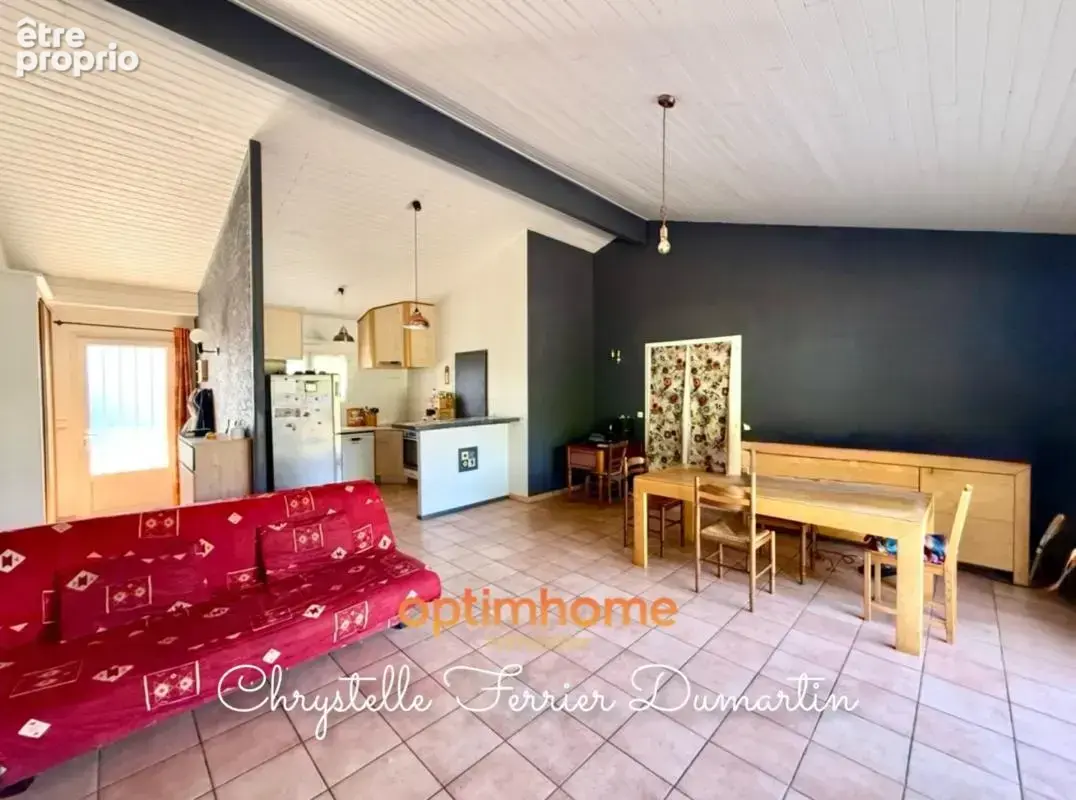 Maison de plain-pied - 110 m2 - 4 chambres - Parcelle 613 m2 - photo 4