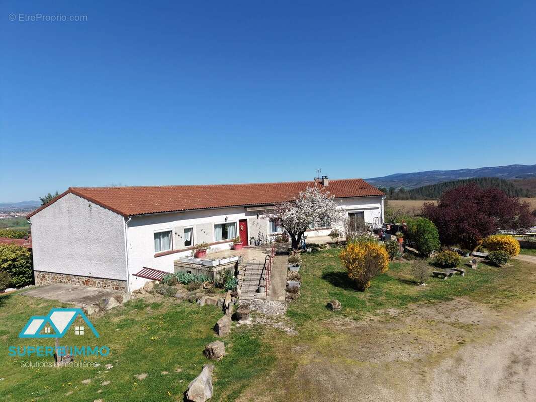 Maison à VIEILLE-BRIOUDE