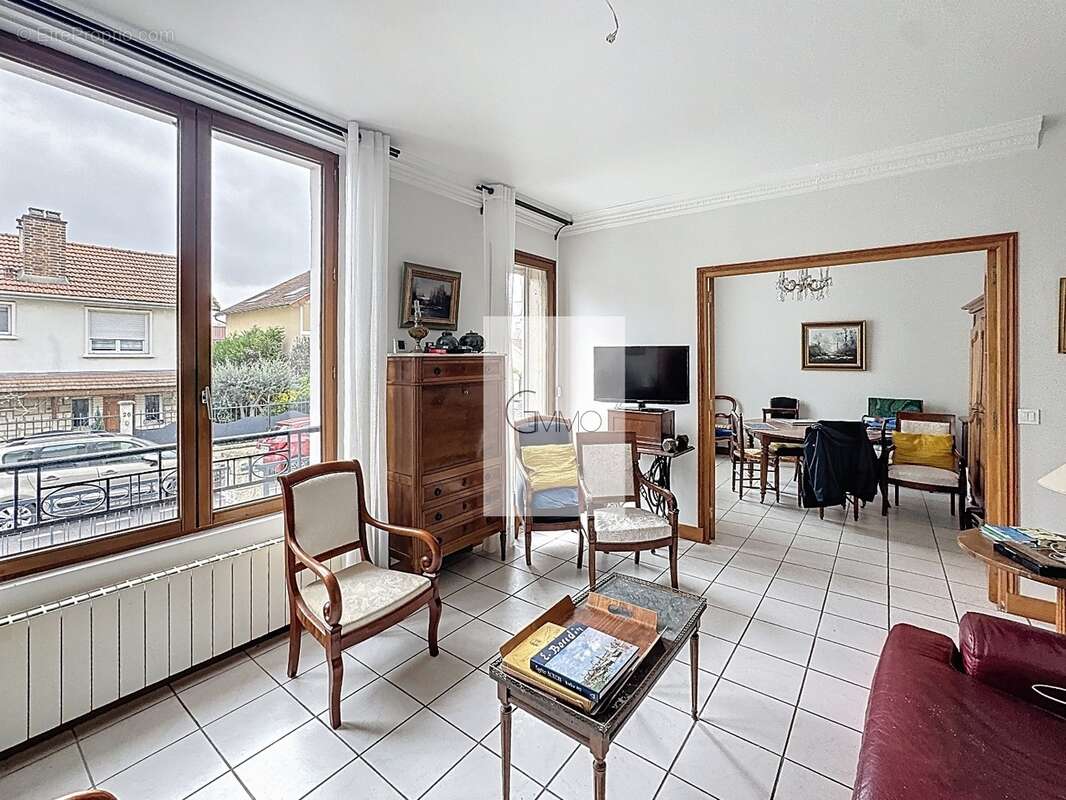 Maison à L'HAY-LES-ROSES