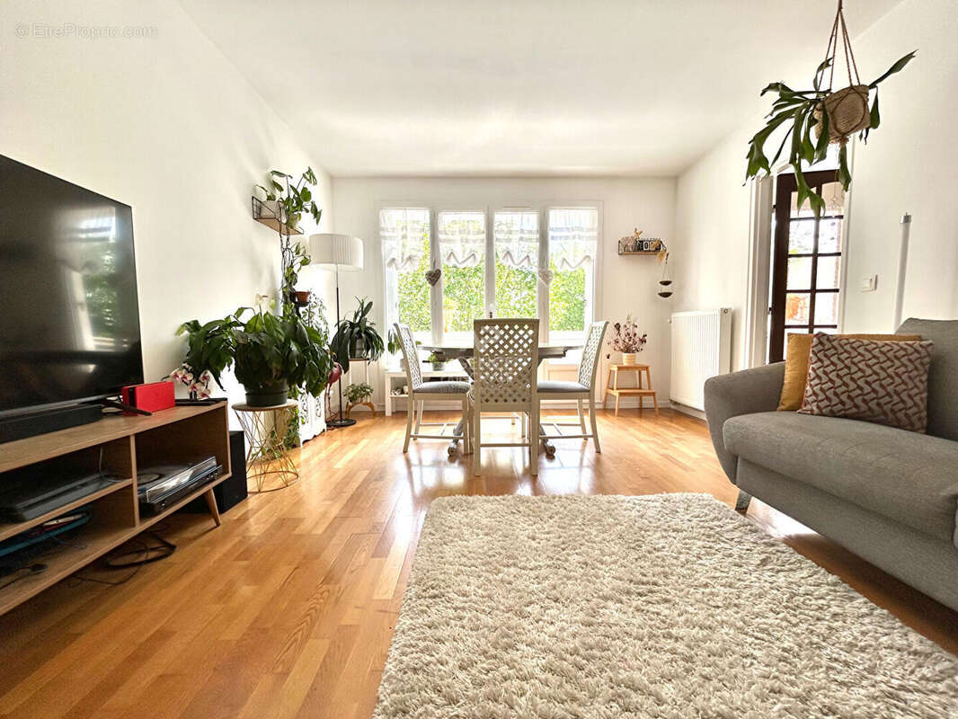 Appartement à POISSY