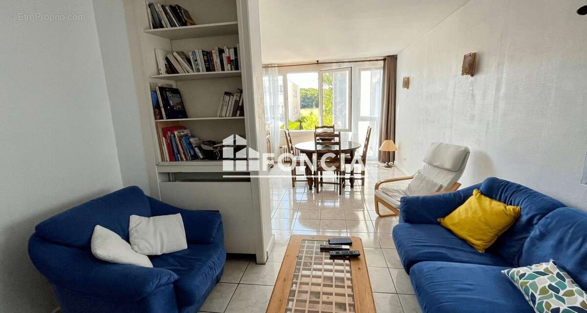 Appartement à COIGNIERES