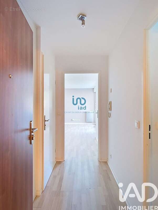 Photo 7 - Appartement à LIEUSAINT