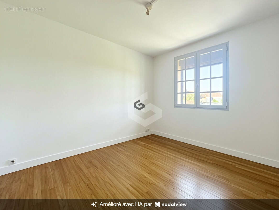 Maison 91 m² à Soissons  - photo 3