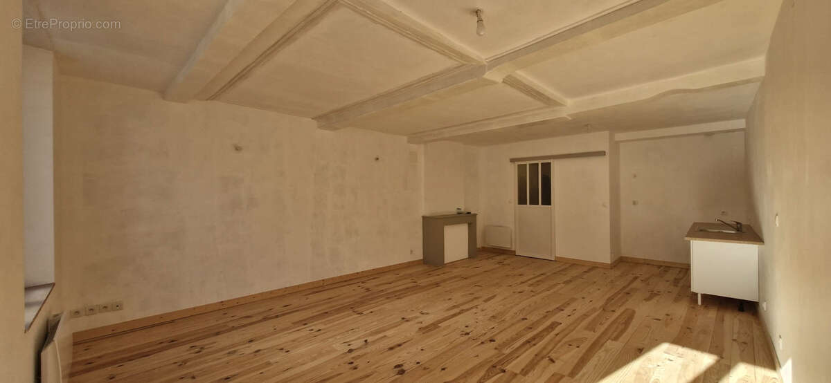 Appartement à MIRAMBEAU