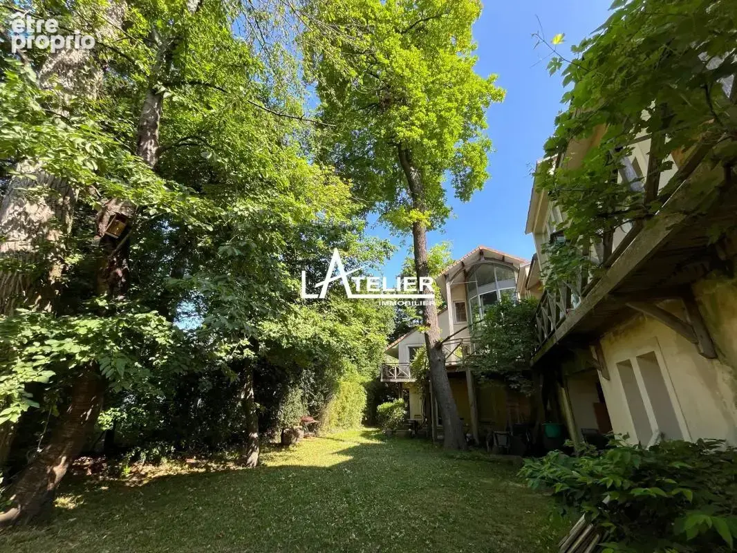 Maison 399 m² à Saint-Germain-En-Laye  - photo 22