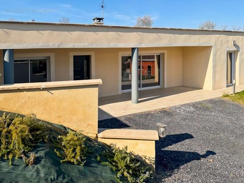 Maison à AIGNAN