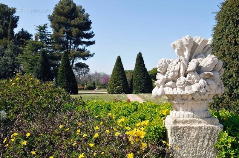 Maison à SAINT-CYR-SUR-LOIRE