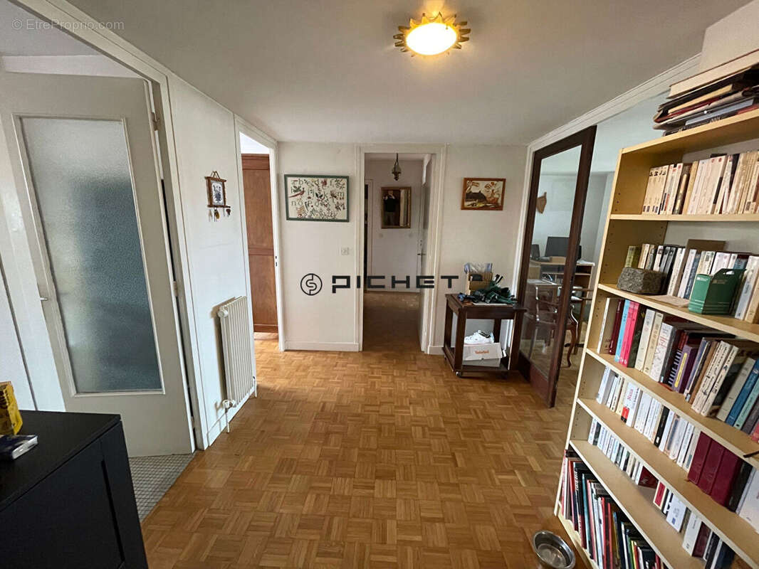 Appartement Pau 4 pièce(s) 94.80 m2 - photo 4