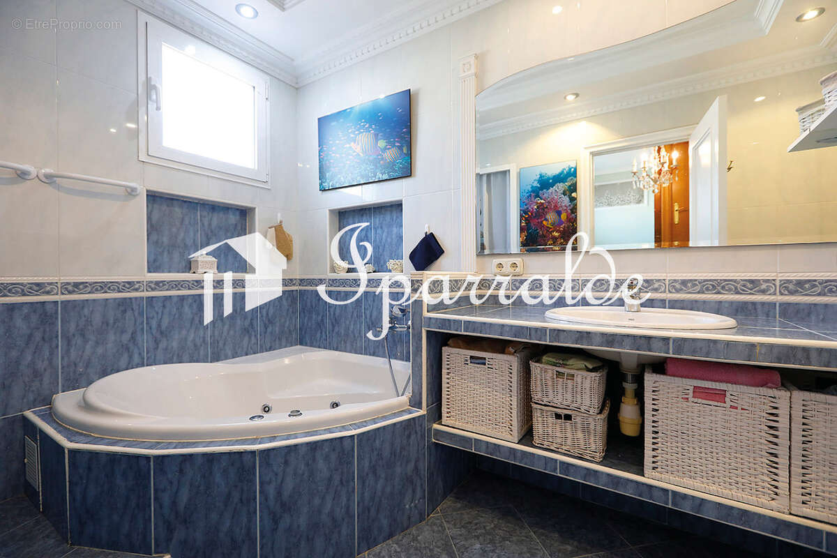 Grande maison familiale F5 lumineuse avec garage, double terrasse et beaux volumes - photo 29