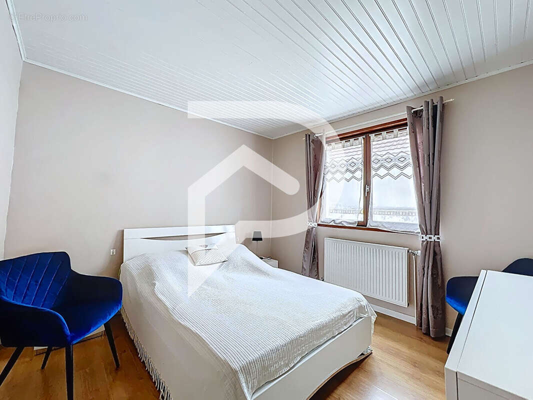 Maison à SAINT-REMY-SUR-AVRE