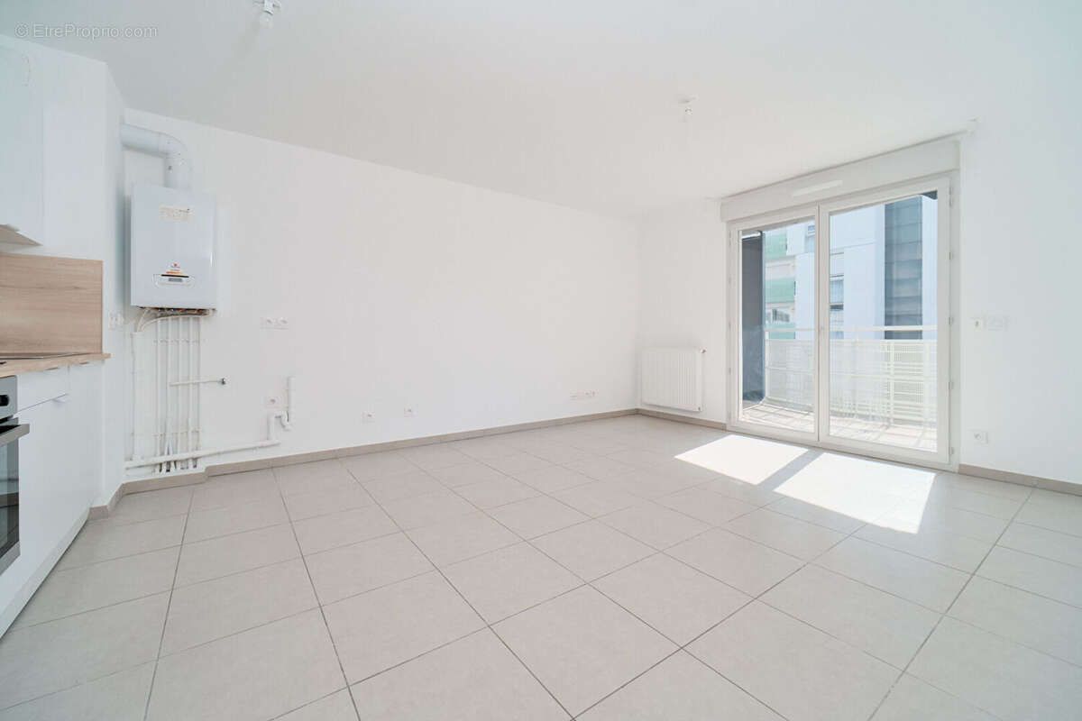 Appartement à LYON-8E