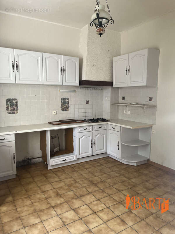 Maison 106 m² à Saint-Doulchard  - photo 6