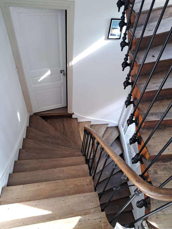 Appartement à FOURAS