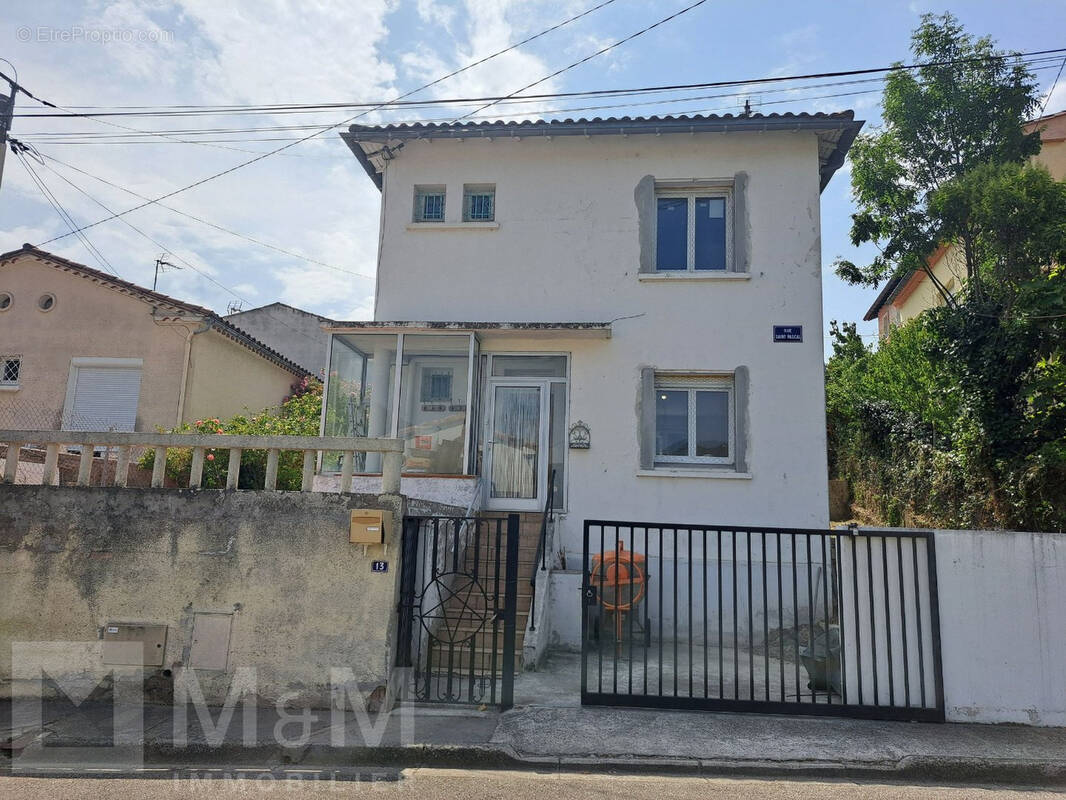Maison à QUILLAN
