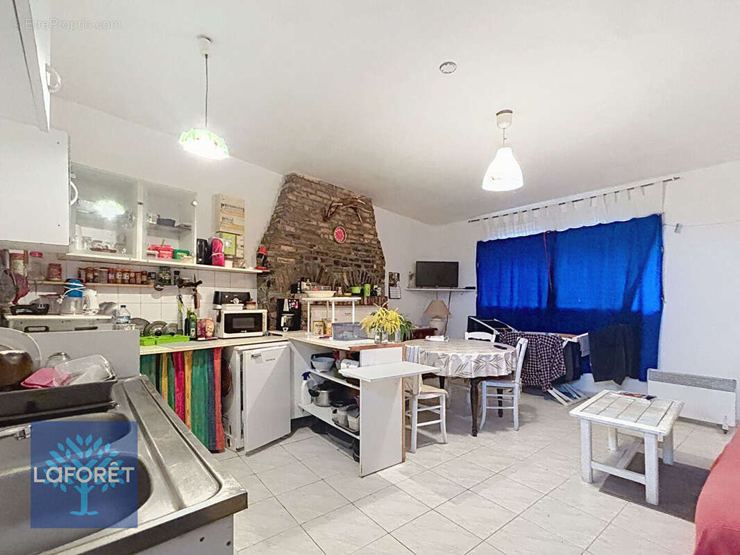 Maison à CHATILLON-EN-VENDELAIS