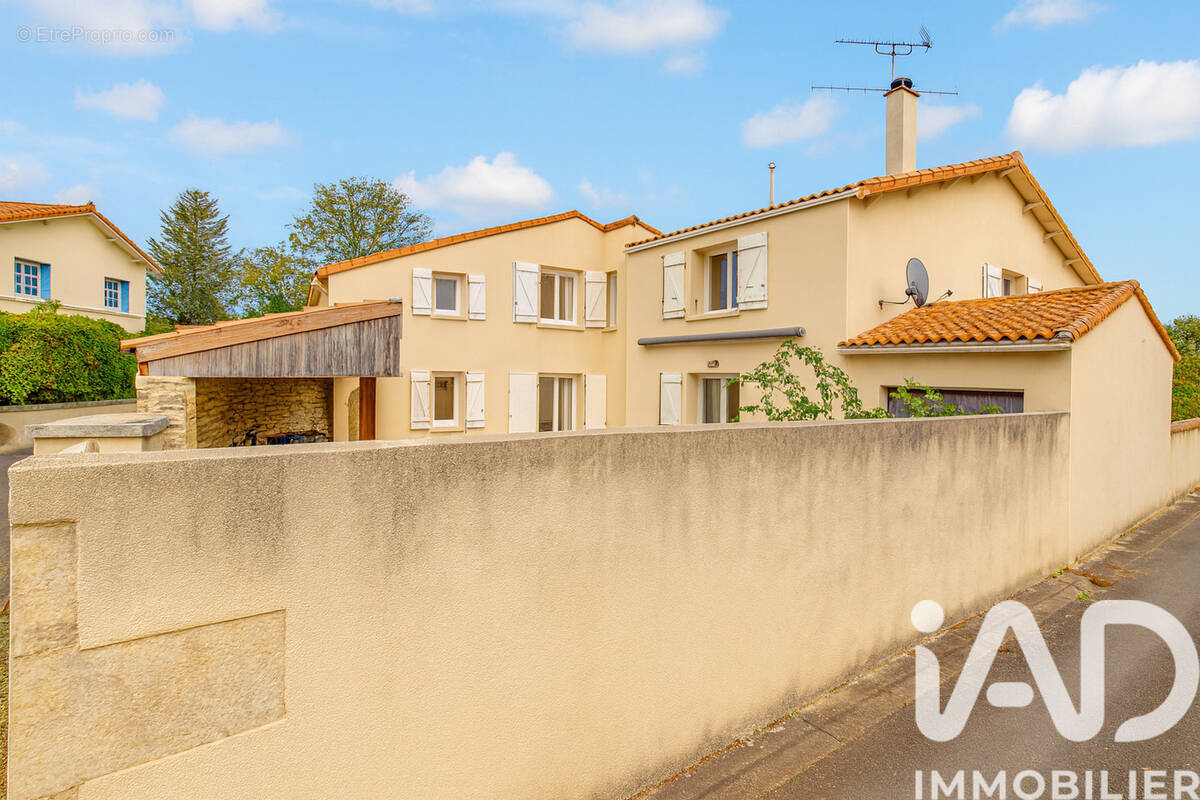 Photo 1 - Maison à CHARME