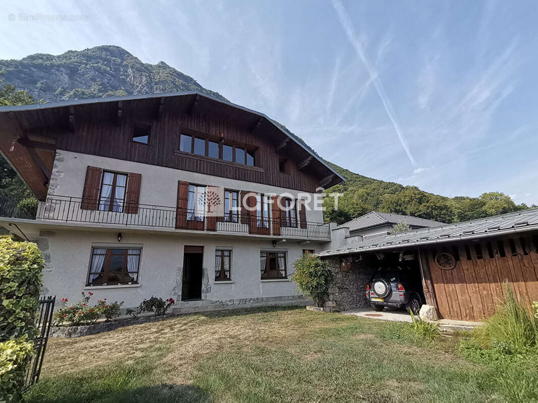 Maison à MONTAILLEUR