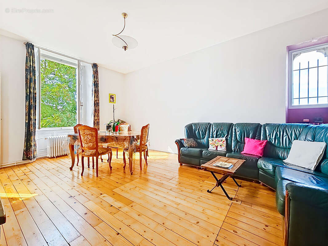 Appartement à SAINT-MATHURIN-SUR-LOIRE