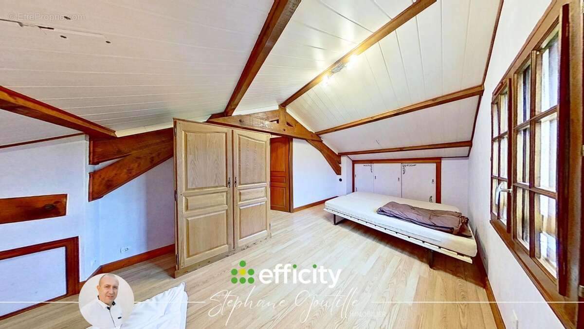 Maison à LE BOIS-D&#039;OINGT