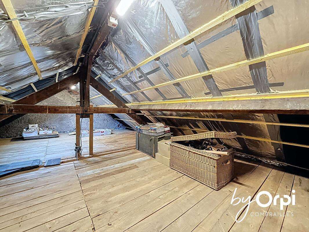 Maison à SAINT-ELOY-LES-MINES