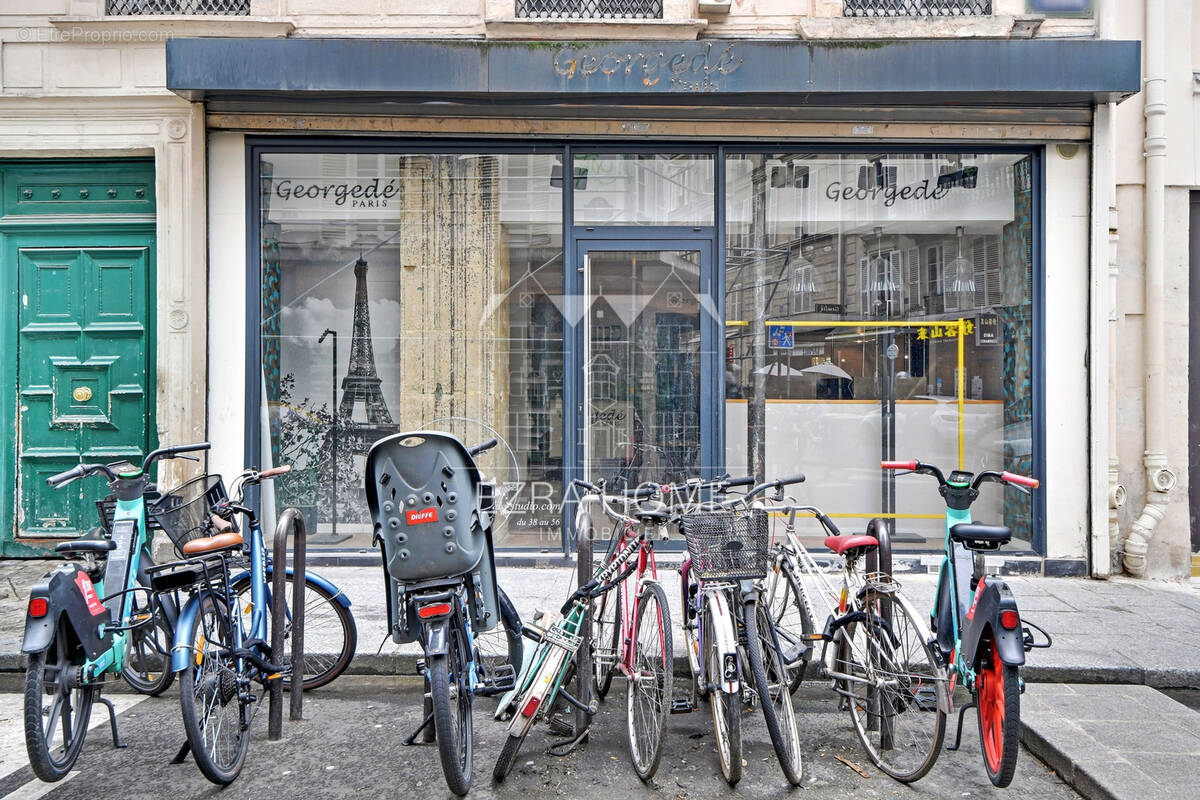 Commerce à PARIS-10E