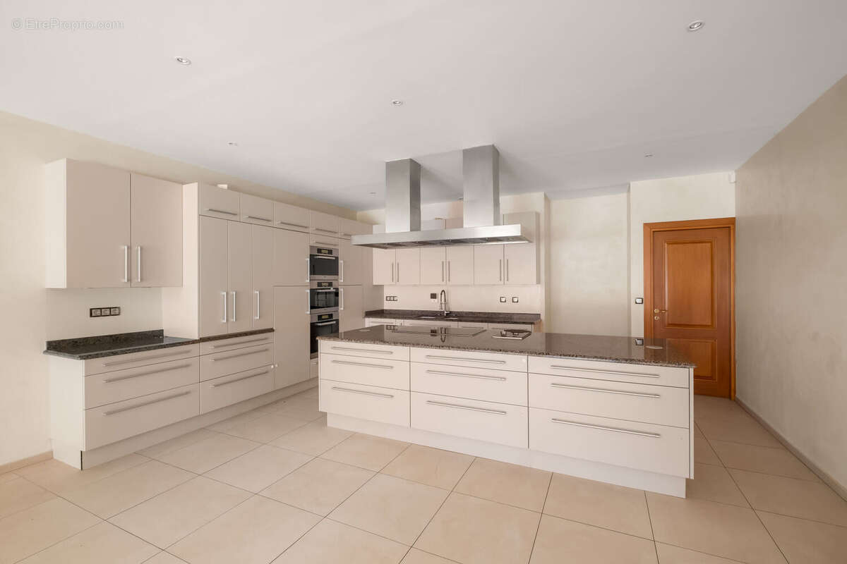 Photo 9 - Maison à SAINT-PIERRE-DE-CHANDIEU