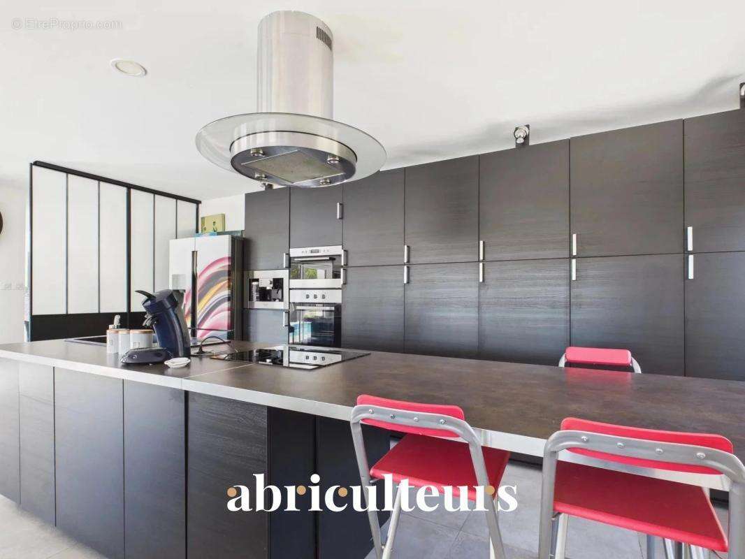 Belle villa contemporaine/vue panoramique en vente à Bagnols-en-Forêt (83600) - photo 7