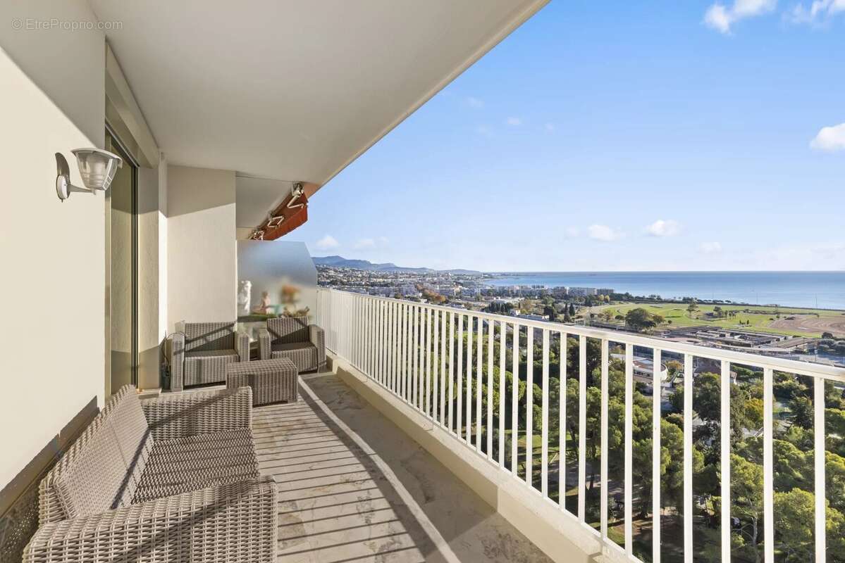 Appartement à CAGNES-SUR-MER