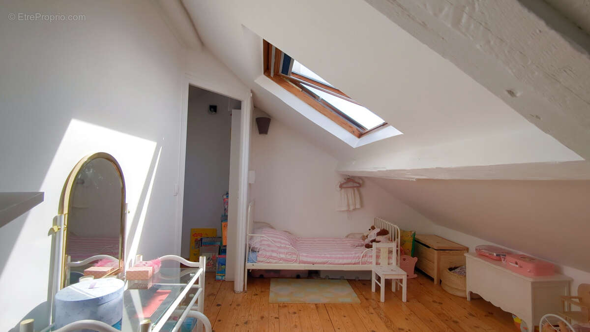 Appartement à ASNIERES-SUR-SEINE