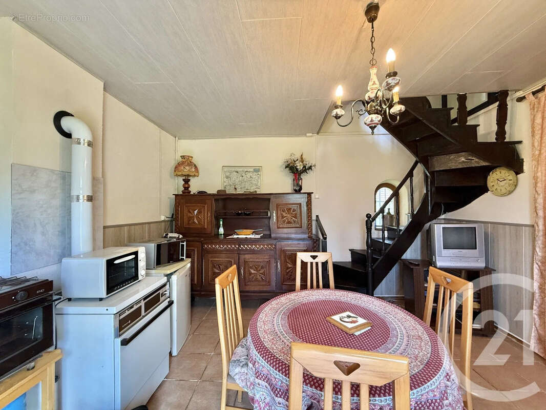 Maison à SOUVIGNY