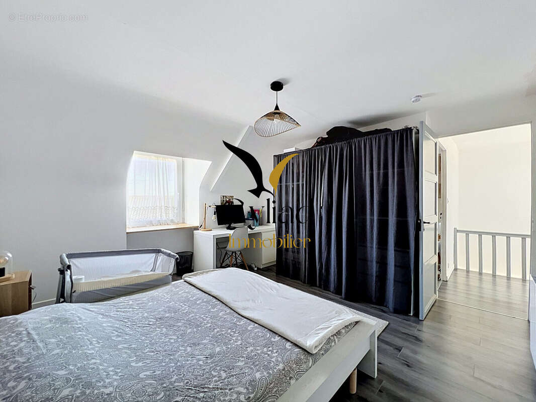 Maison 71 m² à Saint-Meloir-Des-Ondes  - photo 9