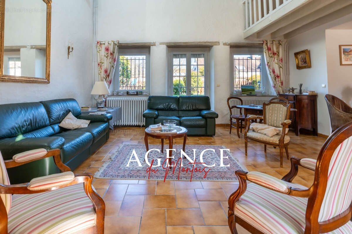 Maison à DONNEMARIE-DONTILLY